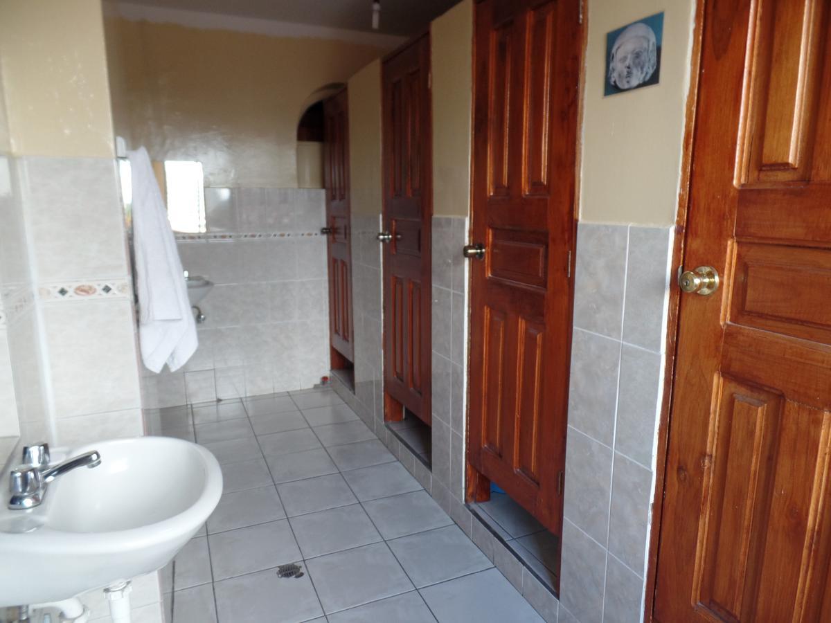 Hostel Revolution Quito Exterior photo